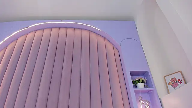 CristalCornner  online show from 03/22/25, 07:53