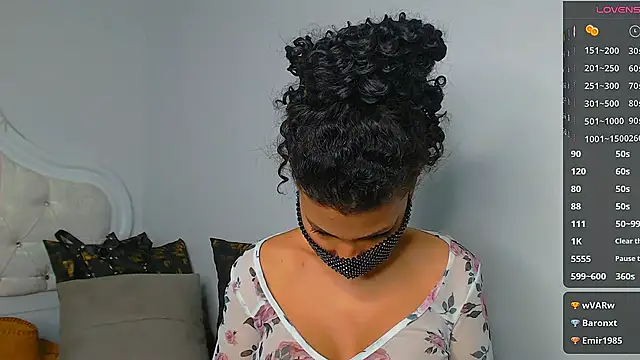 Turkish Latina online show from 12/19/24, 12:45