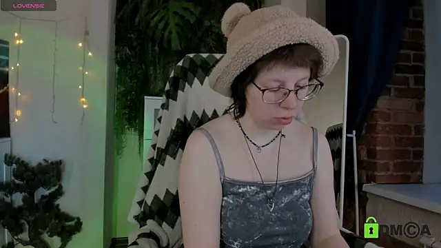 Melissa Wells online show from 03/12/26, 03:29