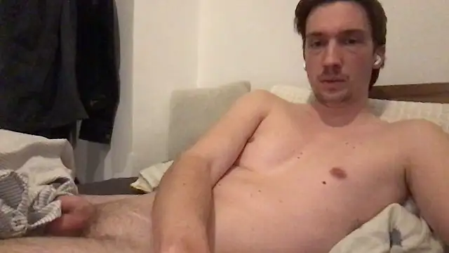 Snapshot of hungandfun05 chatting on 01/09/26, 11:06 hungandfun05 online show from 01/09/26, 11:06