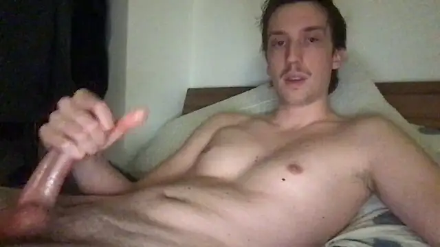 Snapshot of hungandfun05 chatting on 01/13/26, 11:10 hungandfun05 online show from 01/13/26, 11:10