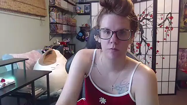 Sarahtineke online show from 07/03/26, 02:07