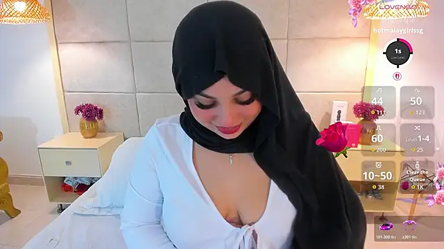 Snapshot of _anjum_ chatting on 06/06/26, 12:21 anjum online show from 06/06/26, 12:21