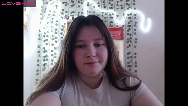 Light Luna online show from 01/12/25, 03:28