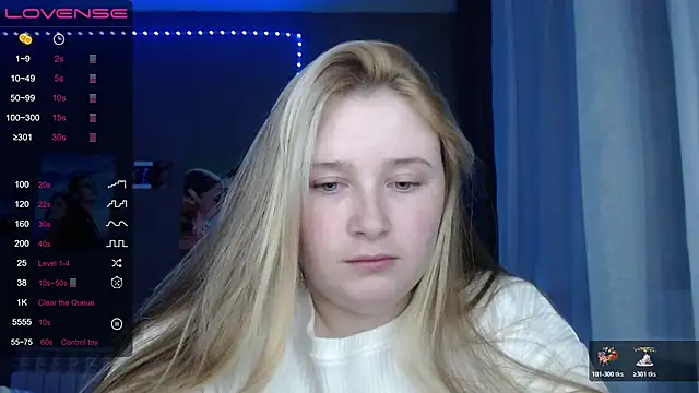 Light Luna online show from 11/04/25, 12:04