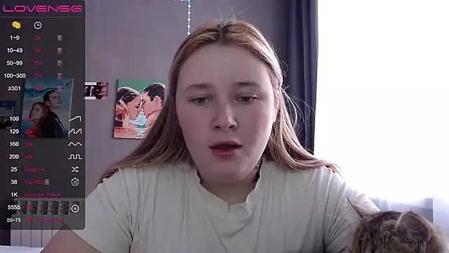 Light Luna online show from 11/15/25, 08:55