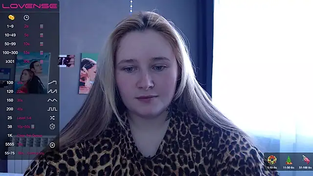 Light Luna online show from 11/16/25, 07:25