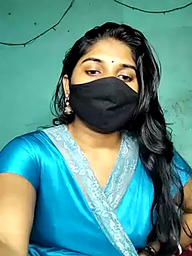 Snapshot of Luv_Adite20 chatting on 01/29/25, 08:04 Luv Adite20 online show from 01/29/25, 08:04