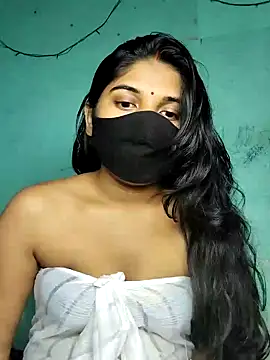 Snapshot of Luv_Adite20 chatting on 01/31/25, 01:12 Luv Adite20 online show from 01/31/25, 01:12