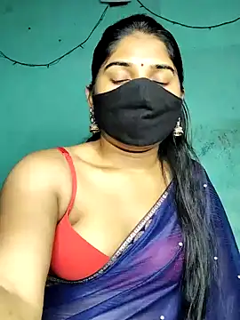 Snapshot of Luv_Adite20 chatting on 02/01/25, 05:05 Luv Adite20 online show from 02/01/25, 05:05