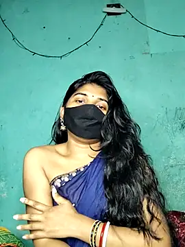 Snapshot of Luv_Adite20 chatting on 02/12/25, 06:19 Luv Adite20 online show from 02/12/25, 06:19