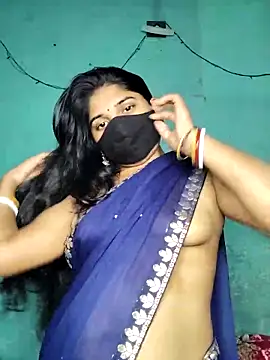 Snapshot of Luv_Adite20 chatting on 02/14/25, 09:24 Luv Adite20 online show from 02/14/25, 09:24