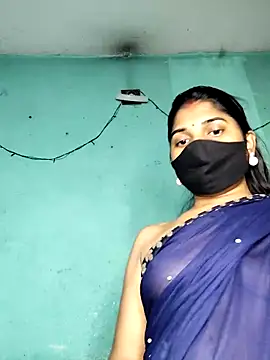 Snapshot of Luv_Adite20 chatting on 02/25/25, 08:41 Luv Adite20 online show from 02/25/25, 08:41