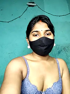 Snapshot of Luv_Adite20 chatting on 02/28/25, 05:37 Luv Adite20 online show from 02/28/25, 05:37