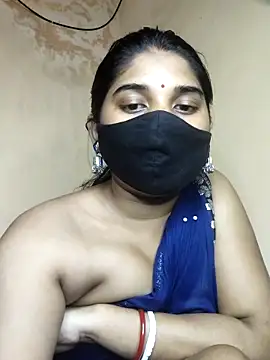 Snapshot of Luv_Adite20 chatting on 09/10/25, 05:35 Luv Adite20 online show from 09/10/25, 05:35