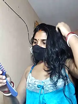 Snapshot of Luv_Adite20 chatting on 09/15/25, 02:17 Luv Adite20 online show from 09/15/25, 02:17