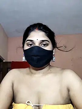 Snapshot of Luv_Adite20 chatting on 10/09/25, 10:02 Luv Adite20 online show from 10/09/25, 10:02