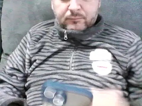 Snapshot of daky_86 chatting on 02/19/25, 04:00 daky 86 online show from 02/19/25, 04:00