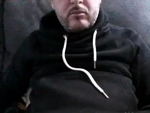 Snapshot of daky_86 chatting on 03/15/25, 06:10 daky 86 online show from 03/15/25, 06:10