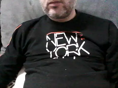 Snapshot of daky_86 chatting on 11/04/25, 05:34 daky 86 online show from 11/04/25, 05:34