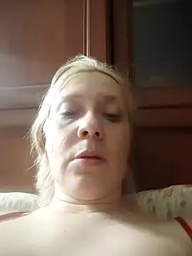 Snapshot of LeraSweet chatting on 07/17/26, 08:46 LeraSweet online show from 07/17/26, 08:46