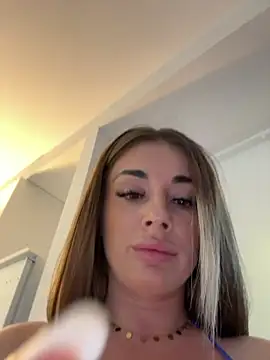 IsabellaEtthan online show from 06/30/26, 05:47