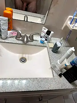 Johnwickkkh online show from 11/08/25, 08:25