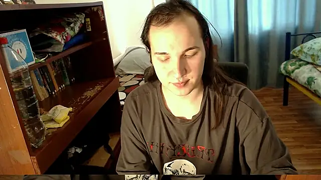 EvaMiron online show from 02/04/25, 09:07