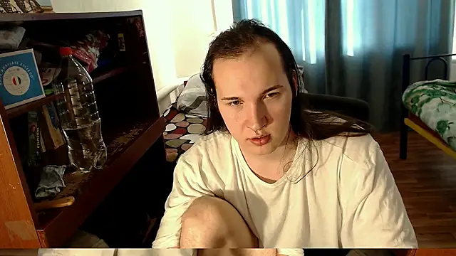 EvaMiron online show from 02/11/25, 08:26