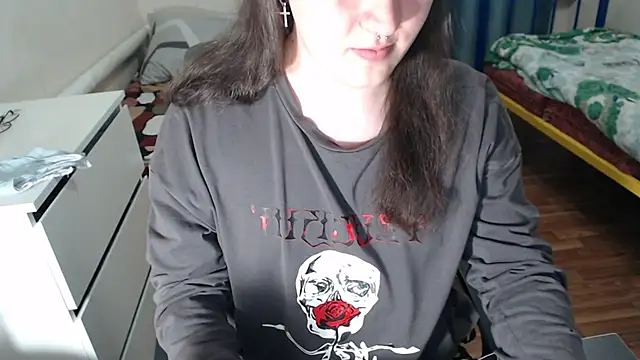 EvaMiron online show from 10/02/25, 09:22