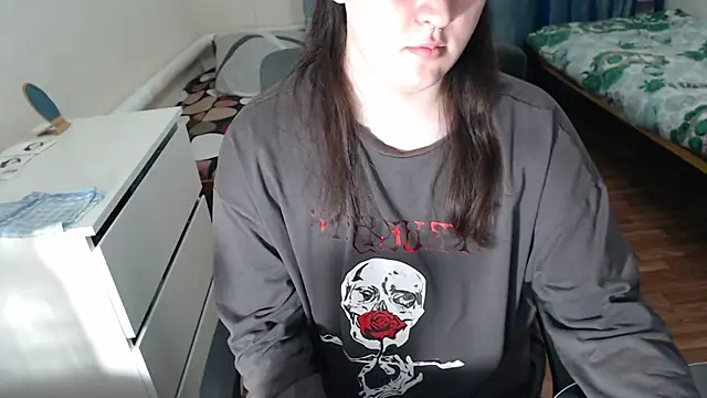 EvaMiron online show from 12/03/25, 02:04