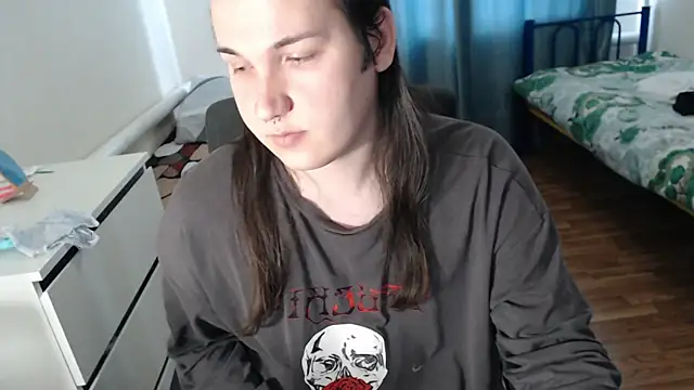 EvaMiron online show from 12/20/25, 09:05