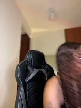 gretta kler1 online show from 12/22/24, 10:36