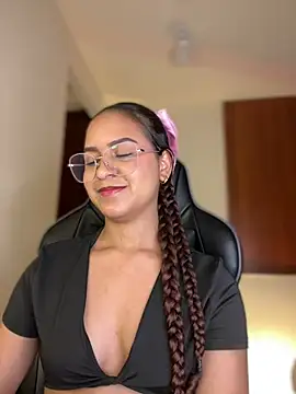 gretta kler1 online show from 01/19/25, 10:17