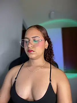 gretta kler1 online show from 02/21/25, 02:17