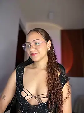 gretta kler1 online show from 03/19/25, 02:35