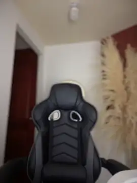 gretta kler1 online show from 09/15/25, 10:37