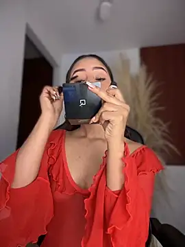 gretta kler1 online show from 10/26/25, 10:21