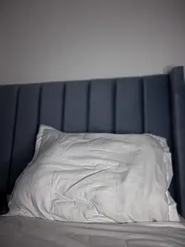 gretta kler1 online show from 11/06/25, 10:21