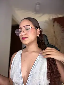 gretta kler1 online show from 02/11/26, 09:53