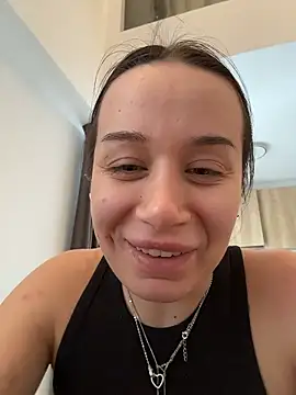 deliaroyal online show from 01/19/26, 02:21