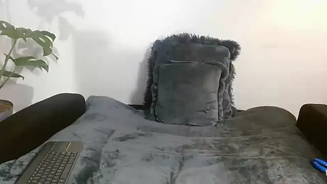 Keket Smitth online show from 01/20/25, 07:57