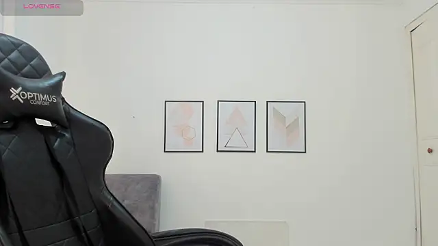 natalia curvy1 online show from 03/26/26, 05:51