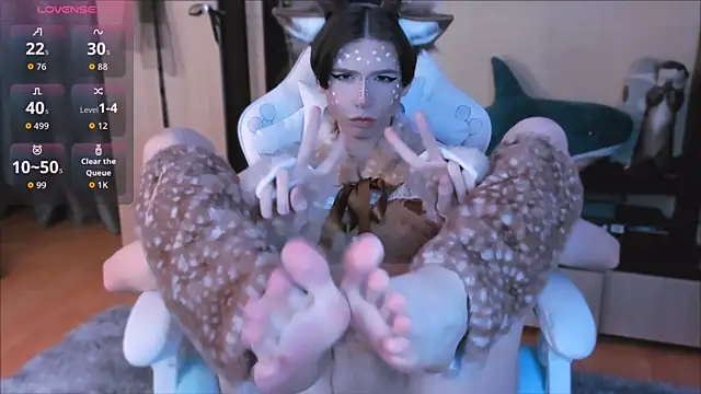 FemAlexa  online show from 04/19/26, 05:56