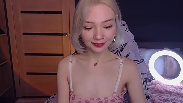 Snapshot of SandraBoyl chatting on 01/24/25, 01:13 SandraBoyl online show from 01/24/25, 01:13