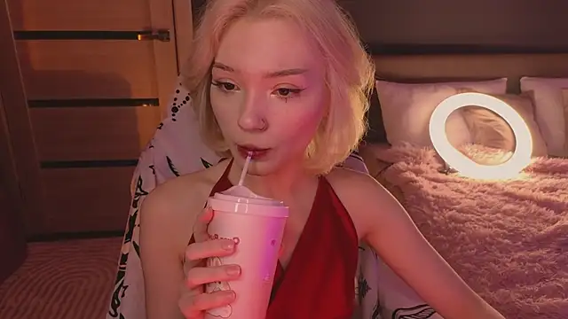 Snapshot of SandraBoyl chatting on 01/30/25, 01:22 SandraBoyl online show from 01/30/25, 01:22