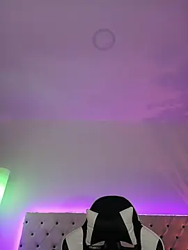 Elektra Queen online show from 12/17/25, 01:17