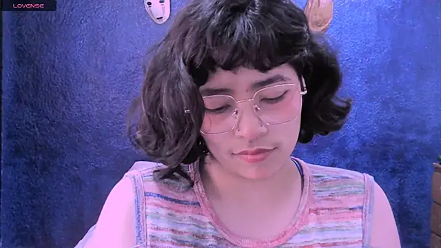 NinaYellow online show from 01/22/25, 02:56