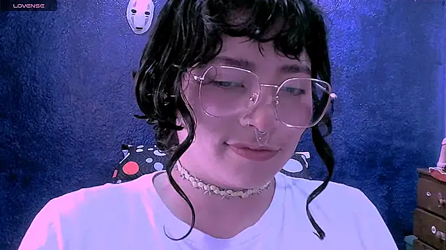 NinaYellow online show from 05/08/26, 02:11