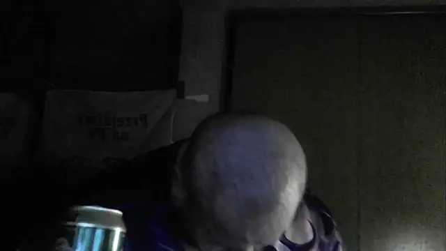 Snapshot of perversalus chatting on 12/08/24, 04:14 perversalus online show from 12/08/24, 04:14